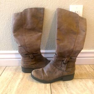 Women’s Baretraps Boots